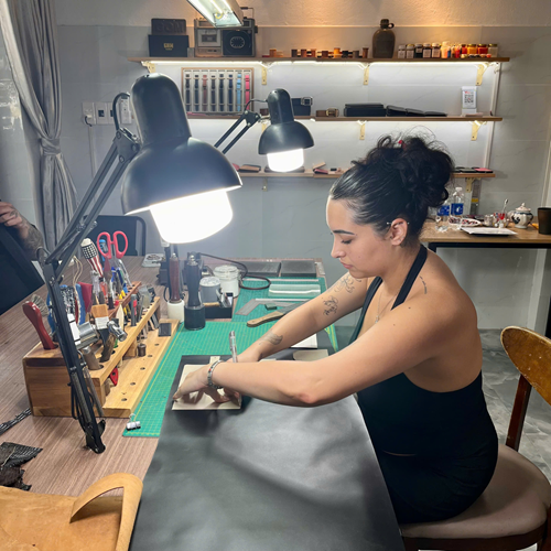 leather crafting experiences